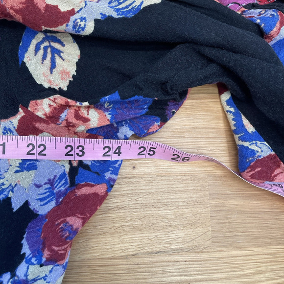 Free People Tunic Top Womens Size M Black Floral Brunch A Bunch Oversized Flowy - Picture 7 of 8